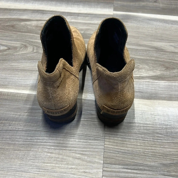 Sorel slip  on suede booties size 8.5 - Picture 5 of 12